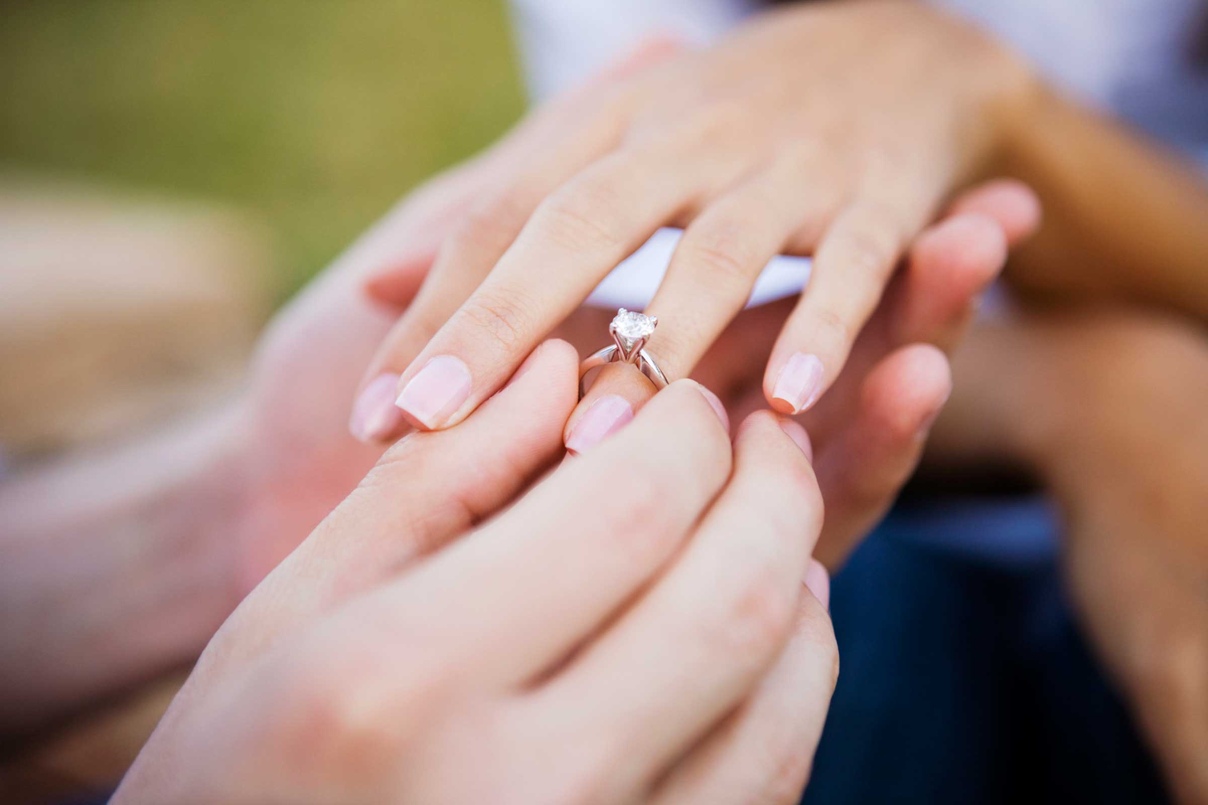 so-why-do-we-propose-with-engagement-rings-174646014-LattaPictures