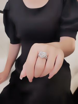 NHẪN HEART HALO 9.5X9.5 MOISSANITE