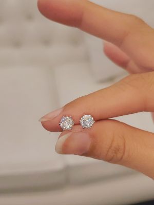 BÔNG TAI NỤ 6 CHẤU MOISSANITE 4.5LI