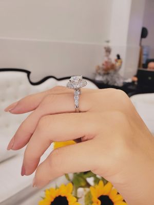 NHẪN MOISSANITE HALO SANG TRỌNG 9LI 