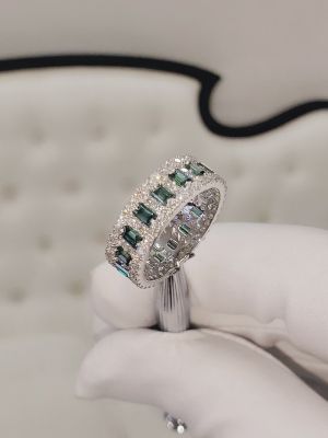 NHẪN ETERNITY BAND BAGUETTE XANH LỤC BẢO PHỐI KIM CƯƠNG